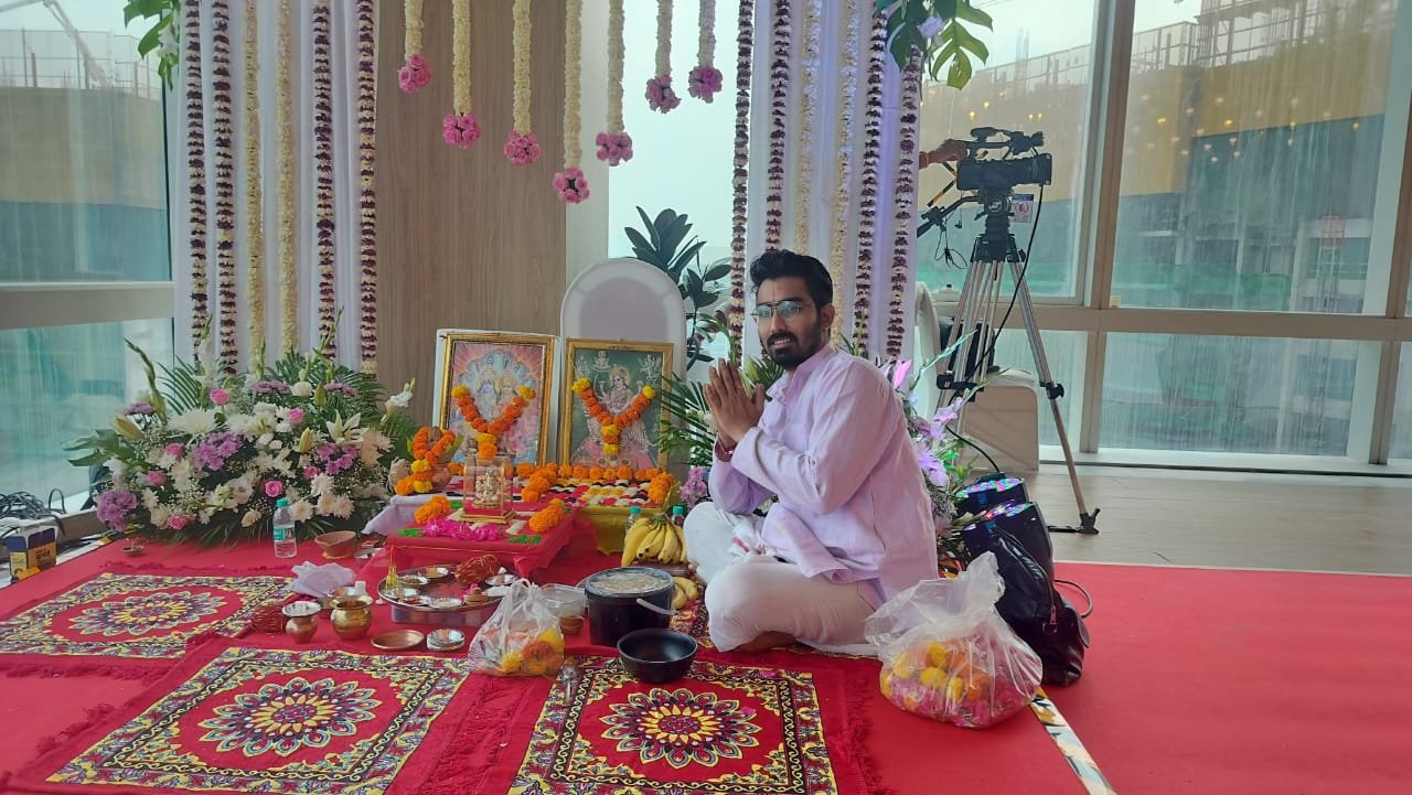 AUM Divya Drishti Gallery